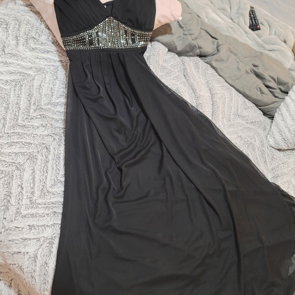 Elegant Black Evening Gown/W Beading. Lightweight Multi Layer. S 8/10 TRIXXI - Picture 3 of 16